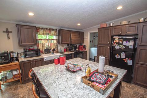 206 Melick Rd, Canajoharie, NY 13317 photo 8