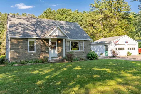 5963 E Old State Rd, Schenectady, NY 12303 photo 3