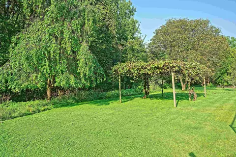 35 Windsor Ct, Delmar, NY 12054 photo 45