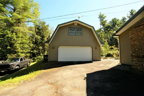 200 South Rd, Hampton, NY 12837 photo 29