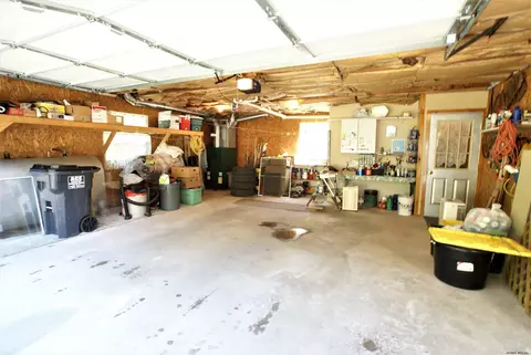 200 South Rd, Hampton, NY 12837 photo 30