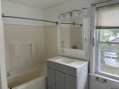 1968 Eastern Pkwy, Schenectady, NY 12309 photo 13