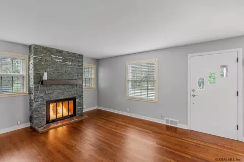 243 Eastholm Rd, Schenectady, NY 12304 photo 30