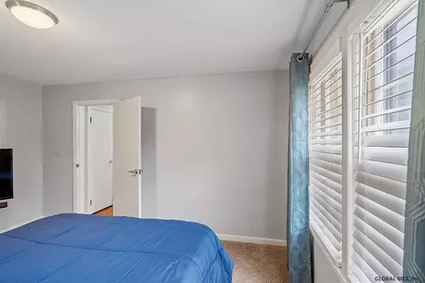 243 Eastholm Rd, Schenectady, NY 12304 photo 41