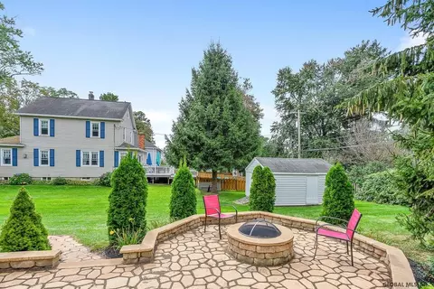 243 Eastholm Rd, Schenectady, NY 12304 photo 10