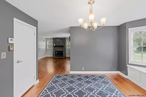 243 Eastholm Rd, Schenectady, NY 12304 photo 24