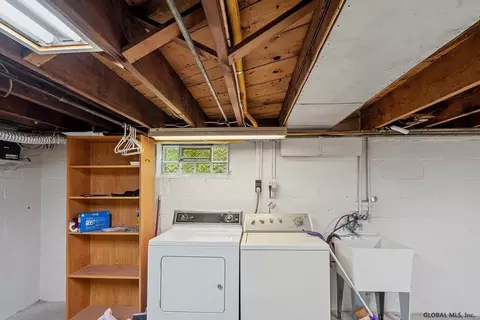 243 Eastholm Rd, Schenectady, NY 12304 photo 61