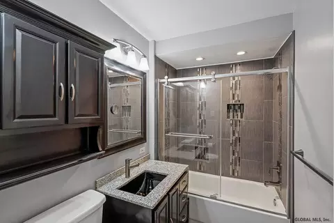 243 Eastholm Rd, Schenectady, NY 12304 photo 36