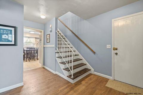 65 Fairlawn Dr, Selkirk, NY 12158 photo 5