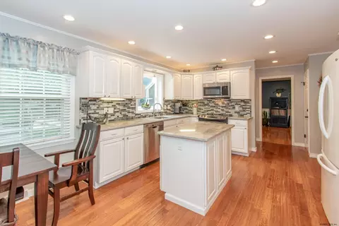 15 Aspen, Slingerlands, NY 12159 photo 18