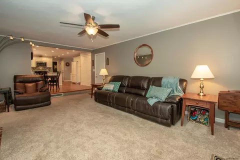 15 Aspen, Slingerlands, NY 12159 photo 21