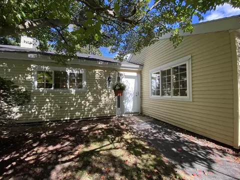 11 Leaf Rd, Delmar, NY 12054 photo 5