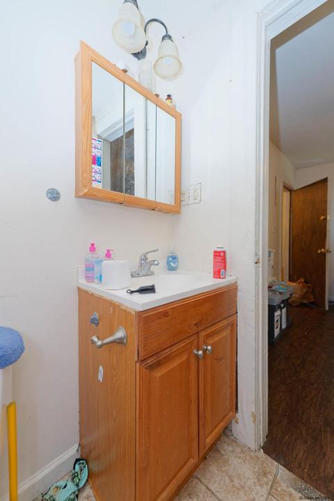 8 Jackson Pl, Schenectady, NY 12308 photo 15