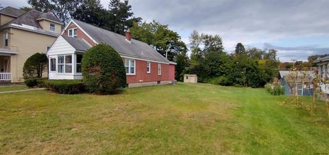 27 Marshall Ave, Schenectady, NY 12304 photo 2