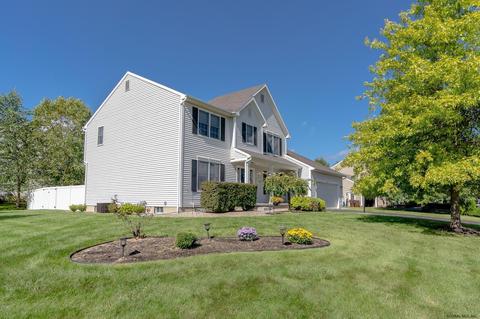 55 Silver Creek Dr, Selkirk, NY 12158 photo 3