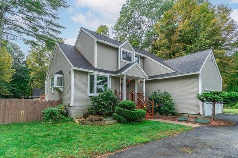 26 Carr Rd, Saratoga Springs, NY 12866 photo 38