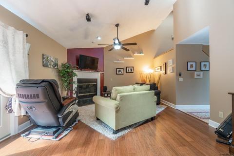 26 Carr Rd, Saratoga Springs, NY 12866 photo 6