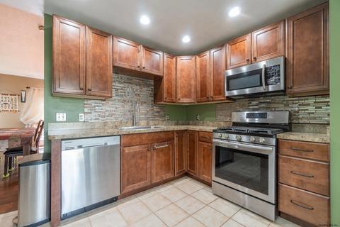 26 Carr Rd, Saratoga Springs, NY 12866 photo 8