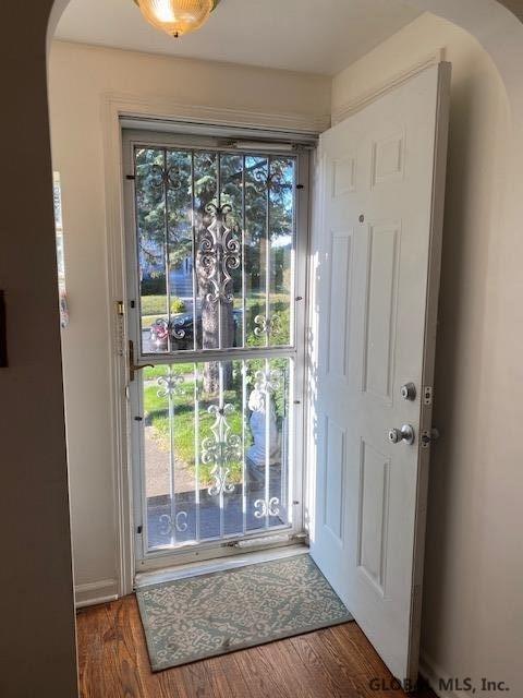 44 Jackson Ave, Schenectady, NY 12304 photo 3