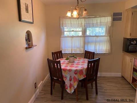 44 Jackson Ave, Schenectady, NY 12304 photo 7