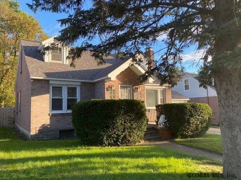 44 Jackson Ave, Schenectady, NY 12304 photo 2