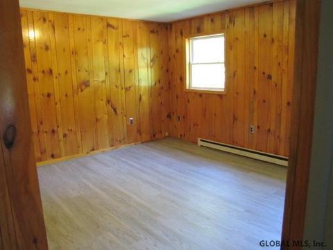 21 Beech St, Corinth, NY 12822 photo 12