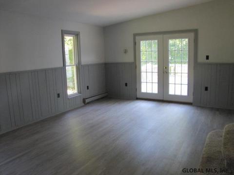 21 Beech St, Corinth, NY 12822 photo 10