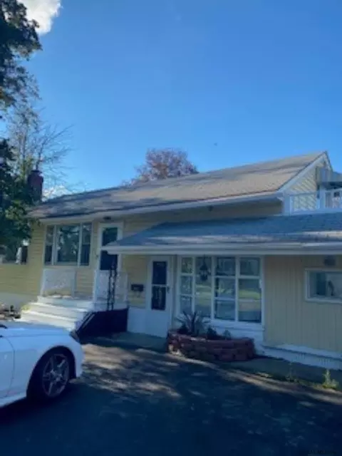 201 Vandervere St, Schenectady, NY 12303 photo 1