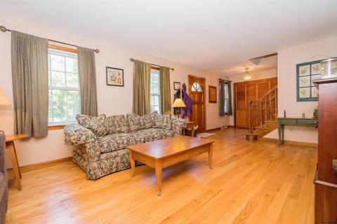 14 Hillcrest Ln, Saratoga Springs, NY 12866 photo 6