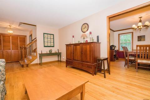 14 Hillcrest Ln, Saratoga Springs, NY 12866 photo 9