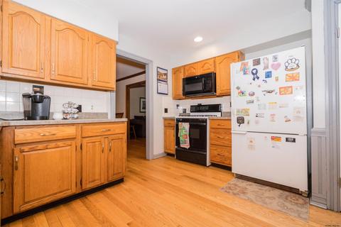 14 Hillcrest Ln, Saratoga Springs, NY 12866 photo 17