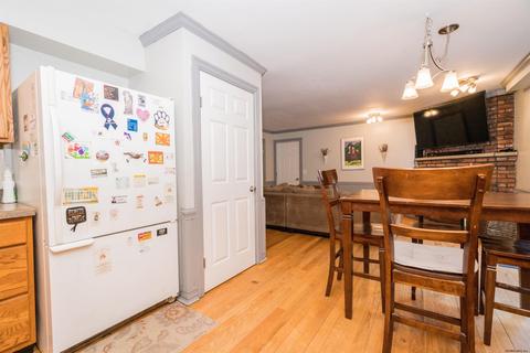 14 Hillcrest Ln, Saratoga Springs, NY 12866 photo 16