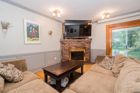 14 Hillcrest Ln, Saratoga Springs, NY 12866 photo 19