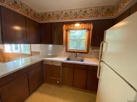 1012 Sandy Ln, Schenectady, NY 12303 photo 31