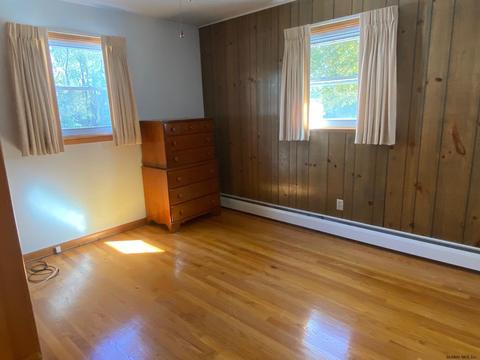 1012 Sandy Ln, Schenectady, NY 12303 photo 23