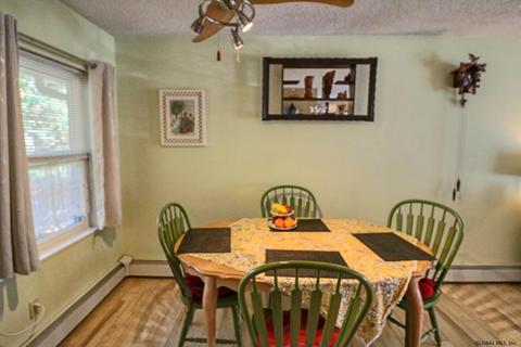 42 Pheasant Ct, Saratoga Springs, NY 12866 photo 6