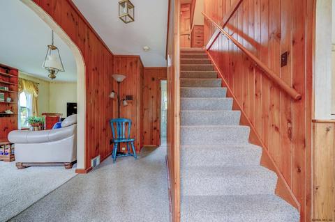 1078 Mohawk Rd, Schenectady, NY 12309 photo 2