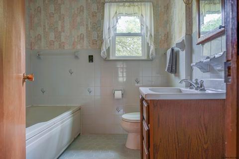 1078 Mohawk Rd, Schenectady, NY 12309 photo 27