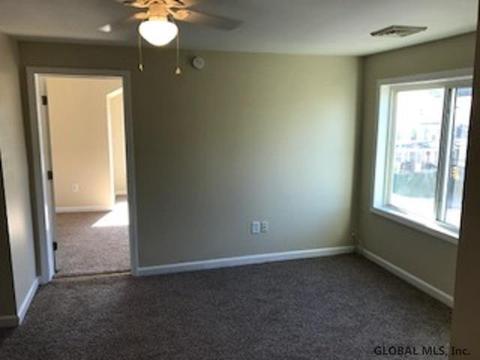 501 Mcclellan St, Schenectady, NY 12304 photo 4