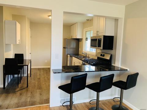 4 Nelson St, Schenectady, NY 12306 photo 9