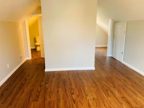 4 Nelson St, Schenectady, NY 12306 photo 32