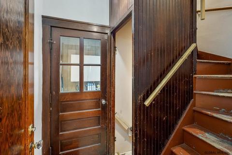 827 Hampton Ave, Schenectady, NY 12309 photo 34