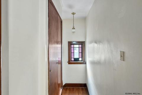 827 Hampton Ave, Schenectady, NY 12309 photo 65
