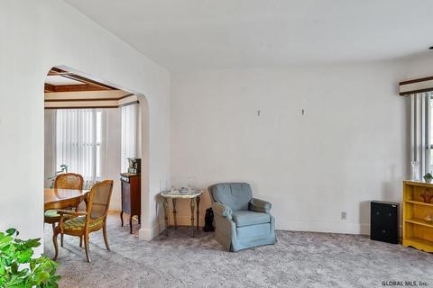 827 Hampton Ave, Schenectady, NY 12309 photo 15