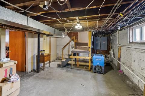 827 Hampton Ave, Schenectady, NY 12309 photo 42