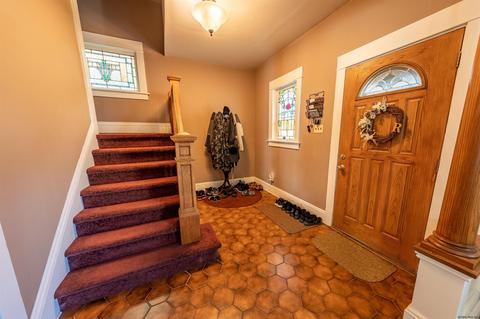 357 Eleanor St, Schenectady, NY 12306 photo 5
