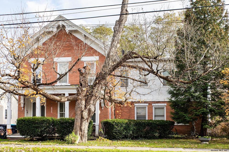 122 Saratoga Ave, Ballston Spa, NY 12020 18 Photos MLS 202132410