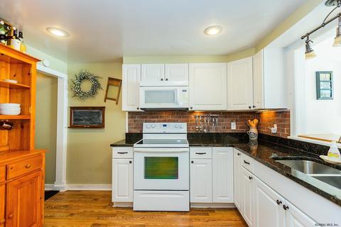52 Royal Blvd, Delmar, NY 12054 photo 12