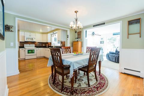 52 Royal Blvd, Delmar, NY 12054 photo 8