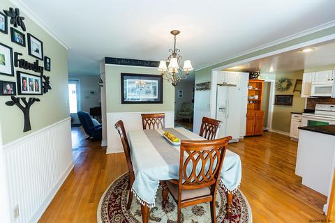 52 Royal Blvd, Delmar, NY 12054 photo 7